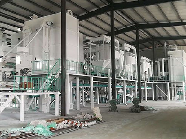 <a href=http://http://www.ycmmyk.com/product/6/ target=_blank class=infotextkey>玉米加工機(jī)械</a>